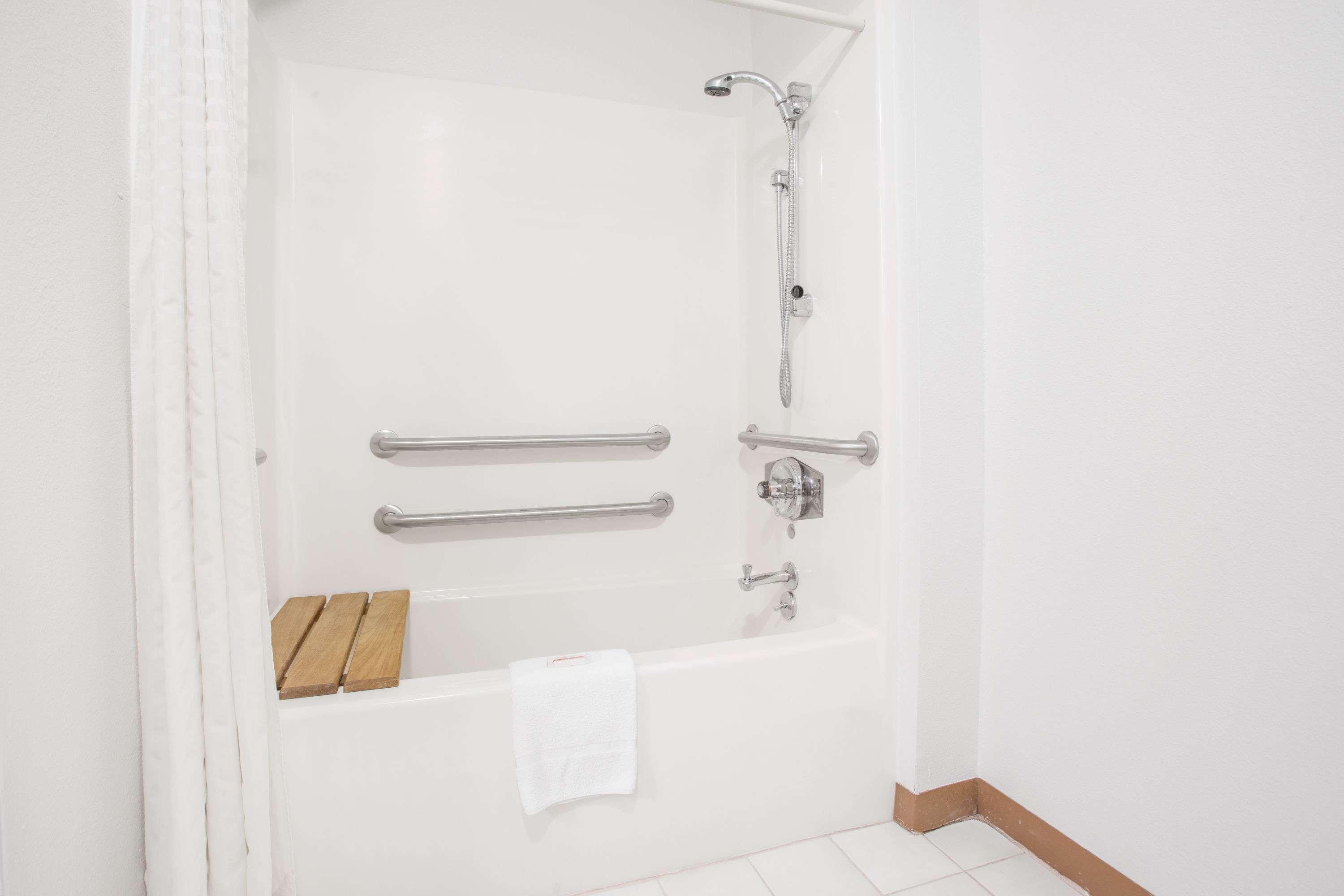 Super 8 By Wyndham Independence Ia Hotel Ngoại thất bức ảnh